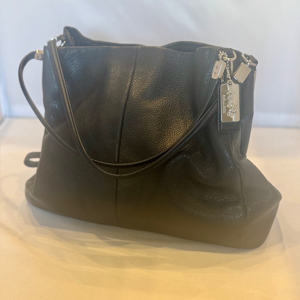 EUC Coach Madison Phoebe Black Leather Hobo Slouchy Handbag
